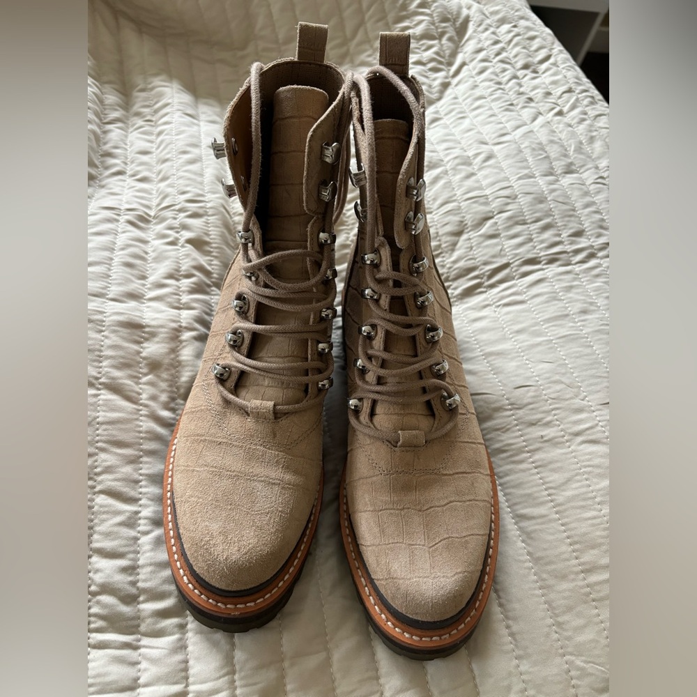 Women’s boots